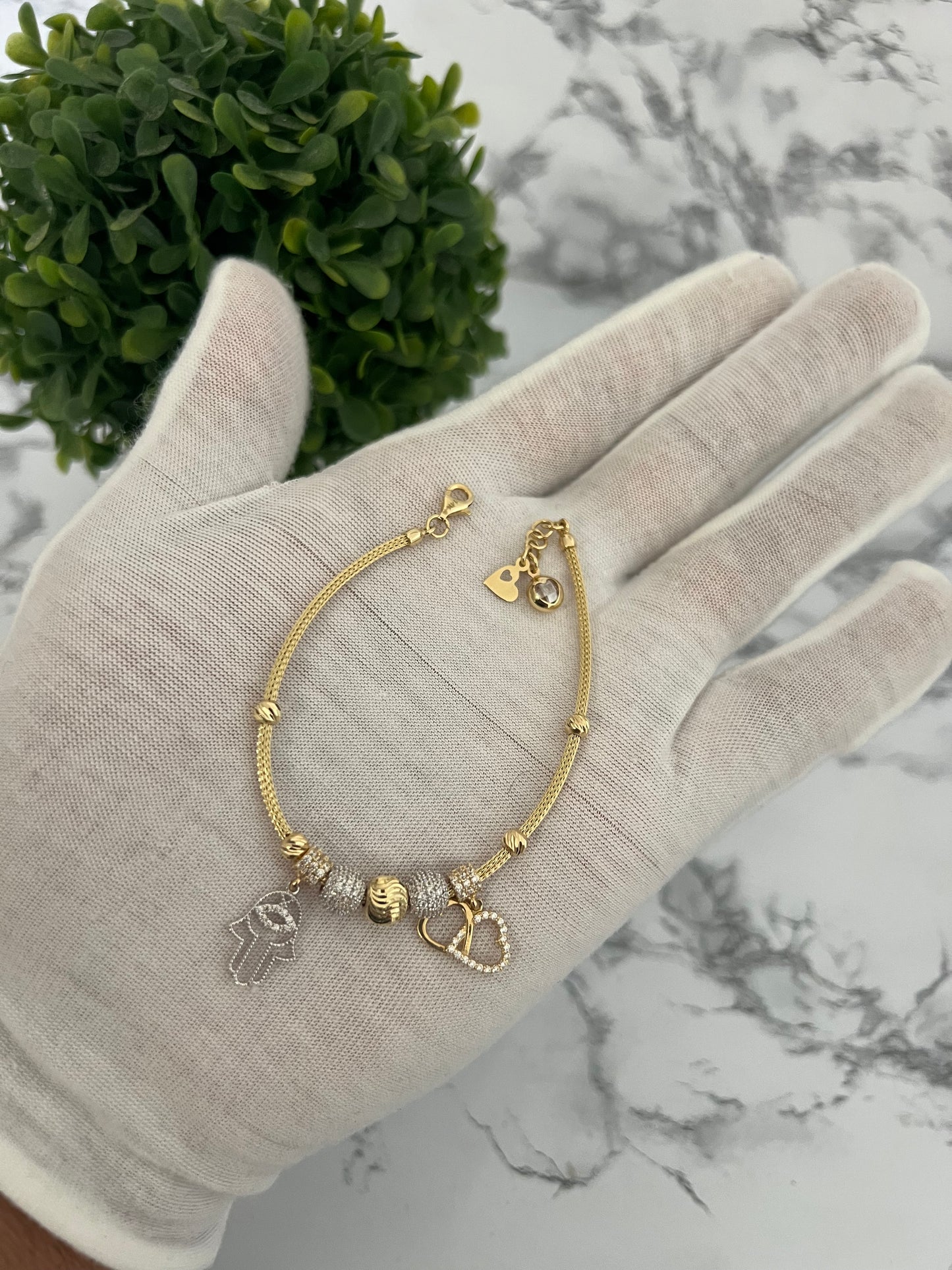 14k Women’s Bracelet w/Charms