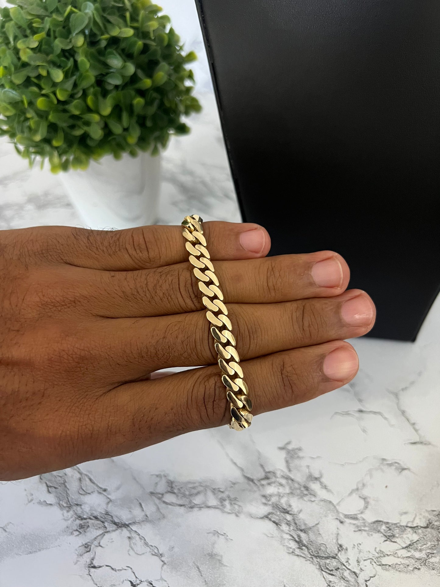 14k Semi-Solid Bracelet