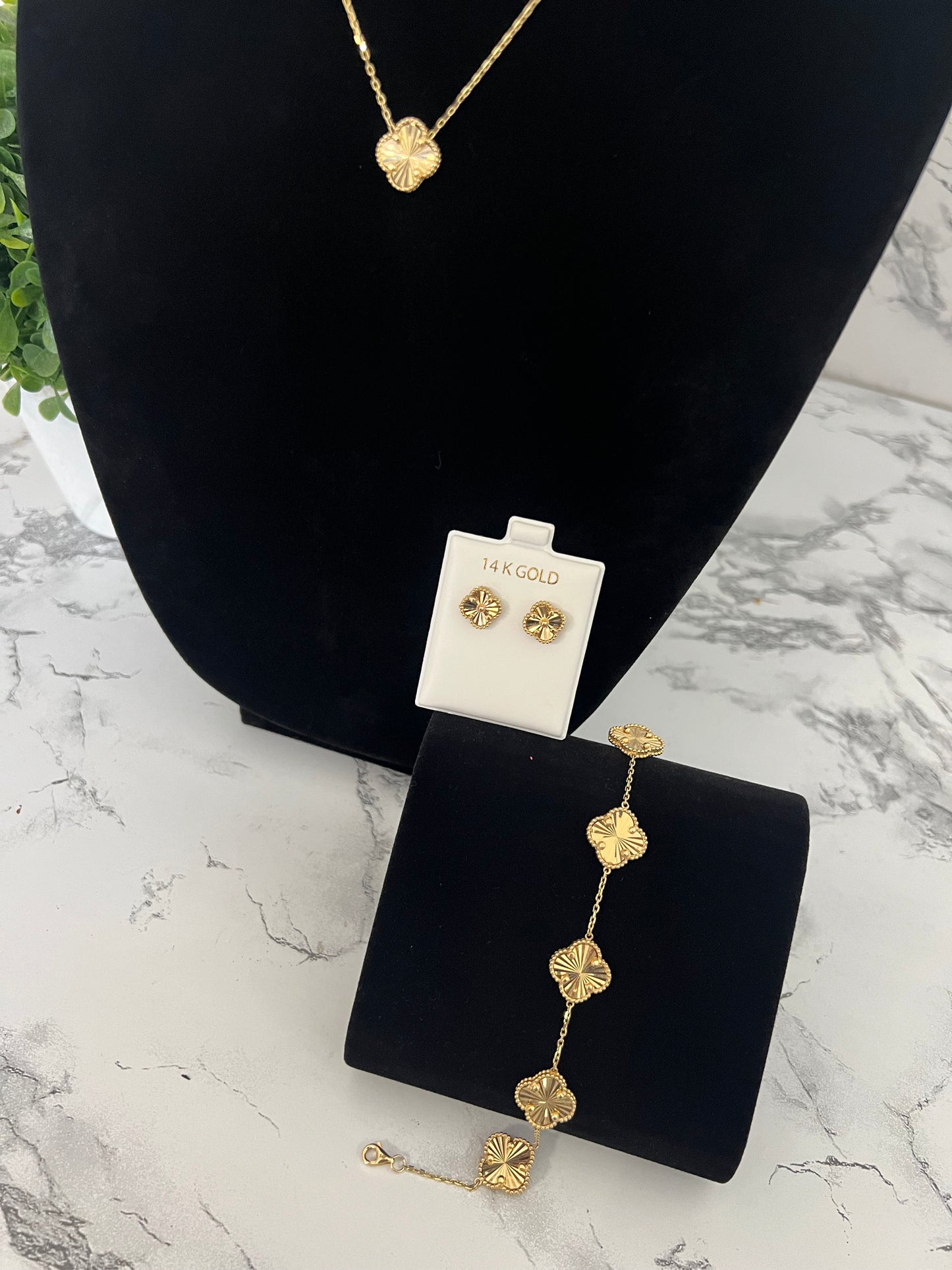14k Gold Clover Set