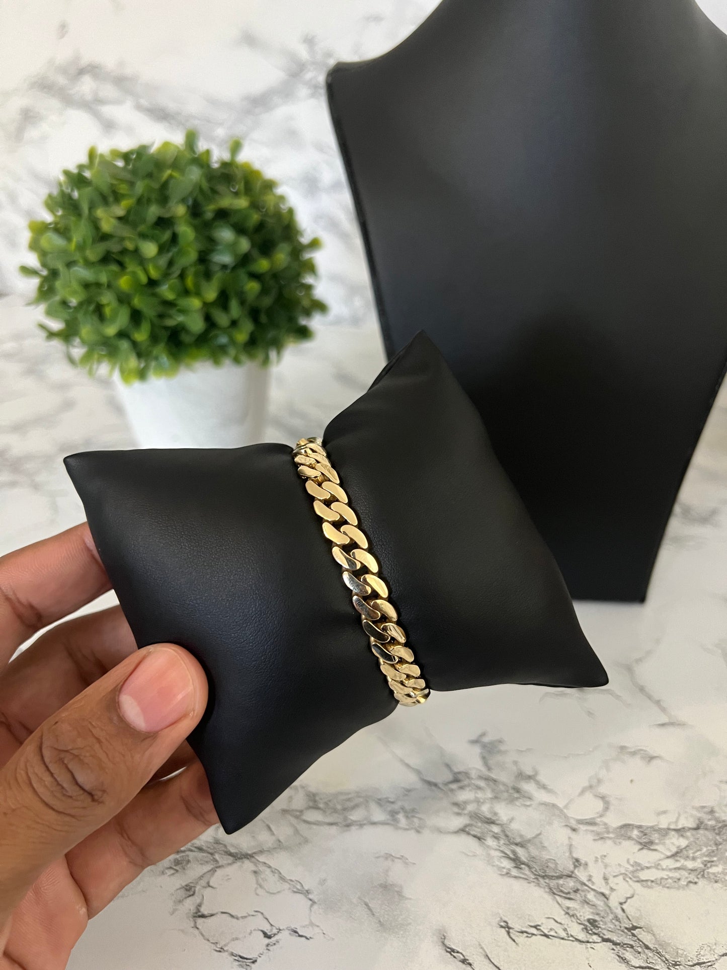 14k Semi-Solid Bracelet